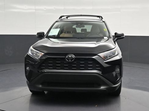 Used 2020 Toyota RAV4 XLE w/ Convenience Package FWD image 6