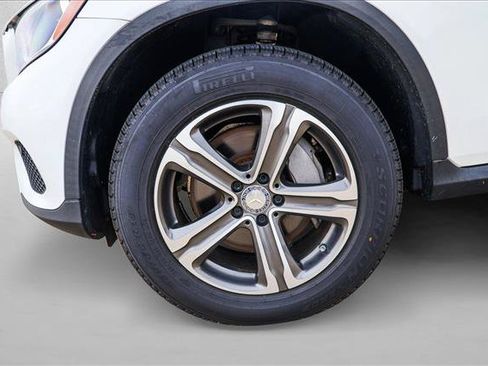 Used 2016 Mercedes-Benz GLC 300 4MATIC image 9