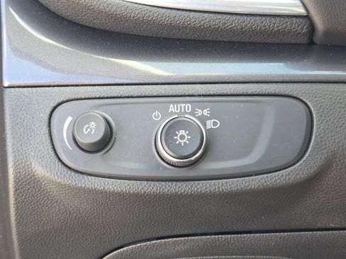 Used 2022 Buick Encore Preferred w/ Safety Package AWD/4WD image 26