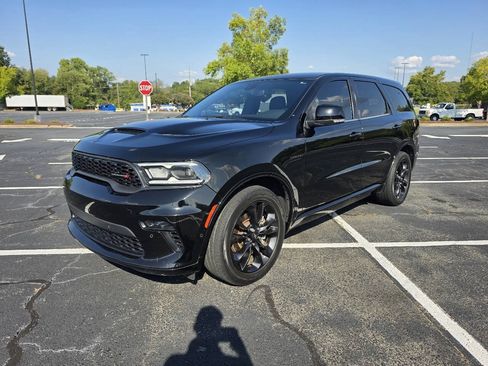 Used 2021 Dodge Durango R/T w/ Blacktop Package RWD image 2