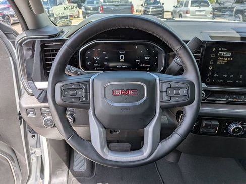Used 2026 GMC Sierra 1500 SLT image 13