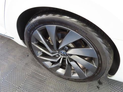 Used 2023 Volkswagen Arteon SEL w/ Arteon MDO Package image 7