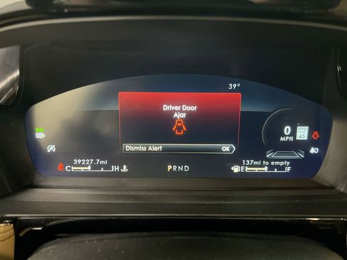 Used 2022 Lincoln Corsair Reserve w/ Equipment Group 201A image 12