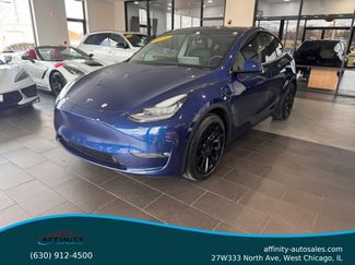 Used 2021 Tesla Model Y Long Range video 1
