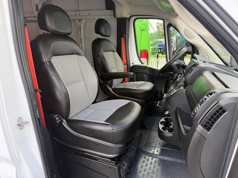 Used 2023 RAM ProMaster 3500 w/ Lane Management Group FWD image 8