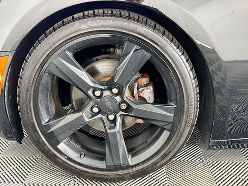 Used 2018 Chevrolet Camaro LT w/ RS Package image 33