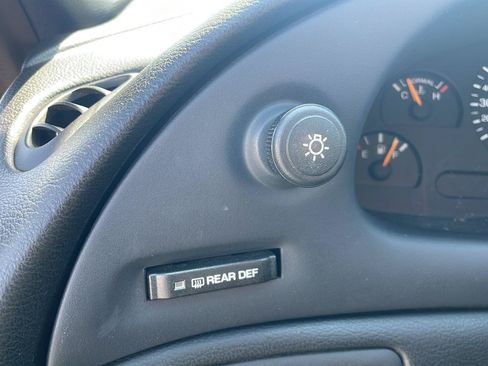 Used 1995 Ford Mustang GT RWD image 17