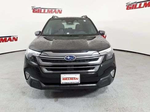 Used 2026 Subaru Forester Premium AWD/4WD image 2