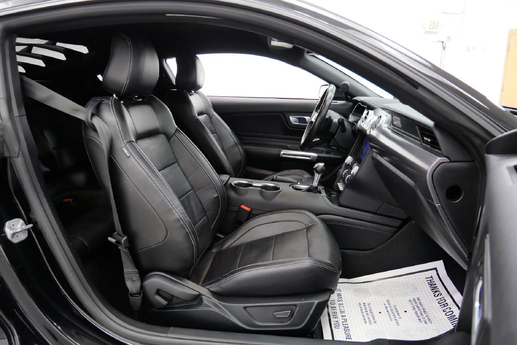 Used 2022 Ford Mustang GT Premium w/ GT Performance Package RWD image 17