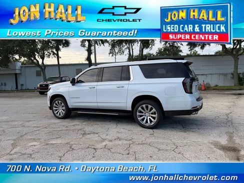 Used 2026 Chevrolet Suburban Premier w/ Sun And Tow Package AWD/4WD image 4