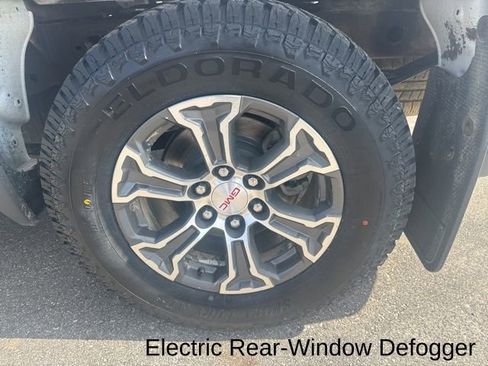 Used 2023 GMC Sierra 1500 SLE image 24