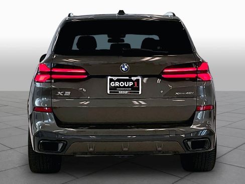 Used 2024 BMW X5 xDrive40i w/ M Sport Package AWD/4WD image 4