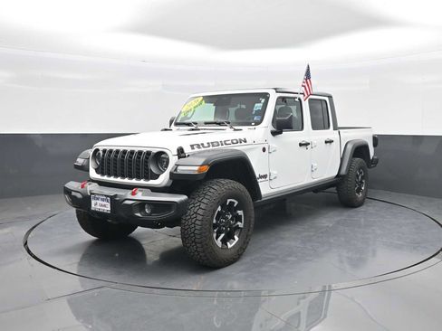 Used 2026 Jeep Gladiator Rubicon AWD/4WD image 4