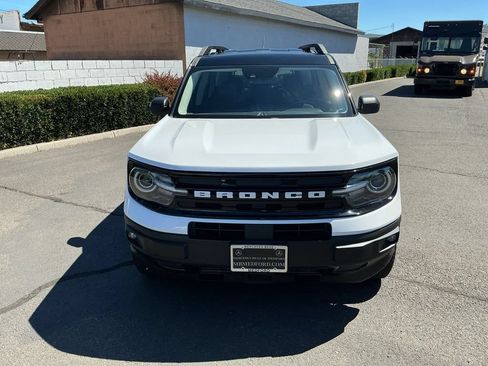 Used 2022 Ford Bronco Sport Outer Banks w/ Tech Package AWD/4WD image 3