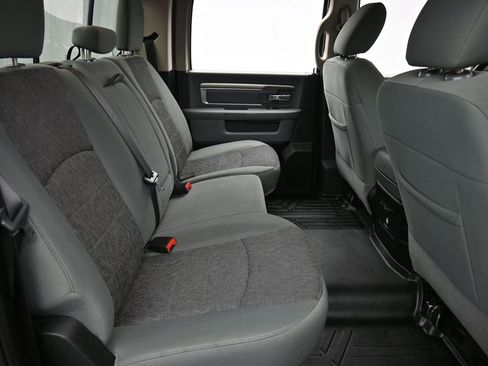 Used 2017 RAM 1500 Big Horn AWD/4WD image 23