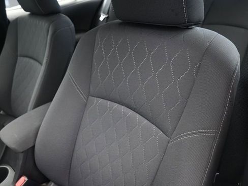 Used 2025 Toyota Corolla LE image 18