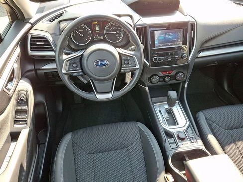 Used 2020 Subaru Forester Premium image 12