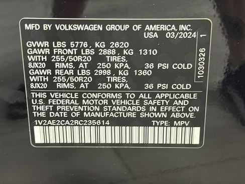 Used 2024 Volkswagen Atlas Cross Sport SEL R-Line AWD/4WD image 29