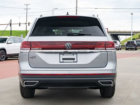 New 2026 Volkswagen Atlas SE FWD image 5
