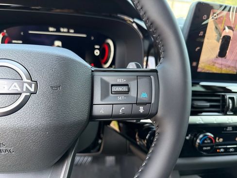 New 2026 Nissan Pathfinder SL w/ SL Premium Package AWD/4WD image 15