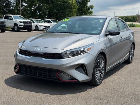 Used 2023 Kia Forte GT-Line FWD image 2