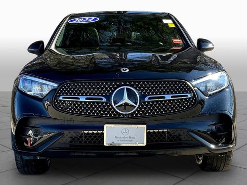 Used 2024 Mercedes-Benz GLC 300 4MATIC image 4