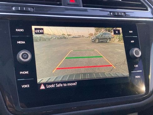 Used 2023 Volkswagen Tiguan SEL R-Line image 22