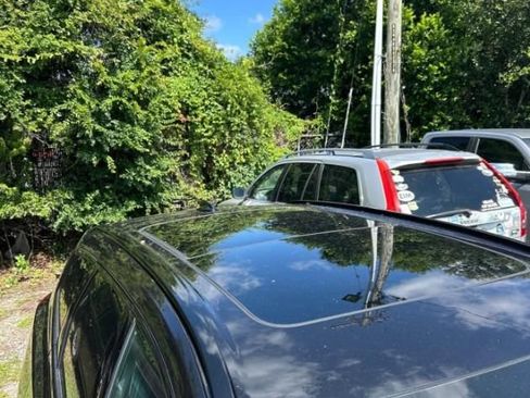 Used 2023 Volvo XC60 B5 Ultimate FWD image 3