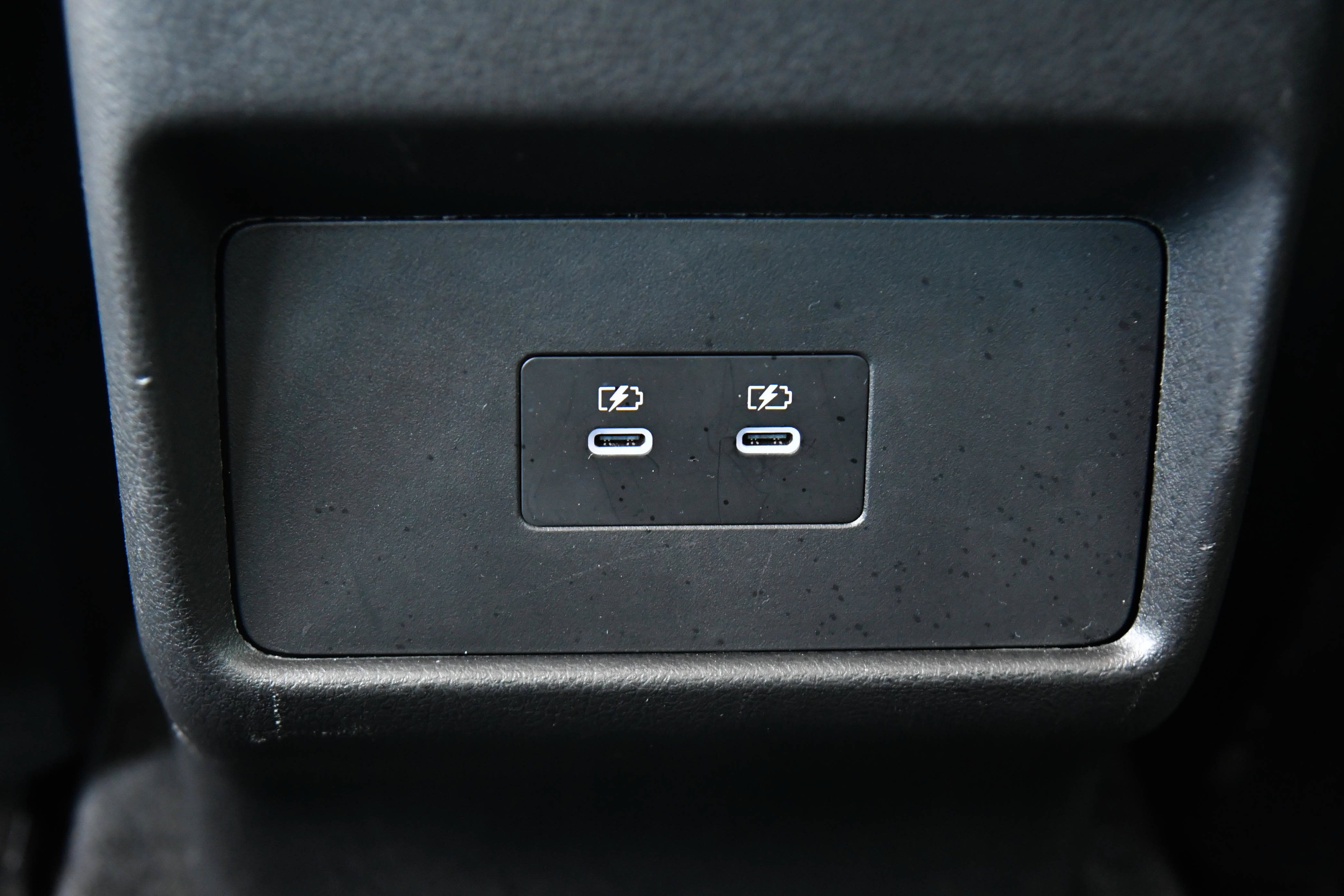 Used 2025 Nissan Rogue SV AWD/4WD image 38