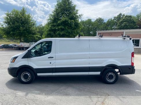 Used 2018 Ford Transit 250 148 Low Roof RWD image 4