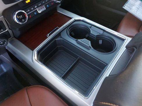 Used 2022 Ford F450 King Ranch w/ King Ranch Ultimate Package image 39