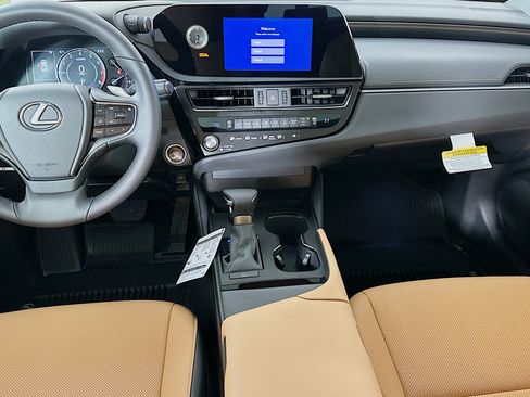 New 2025 Lexus ES 350 image 27