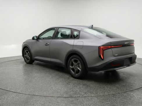 Used 2025 Kia K4 FWD image 6