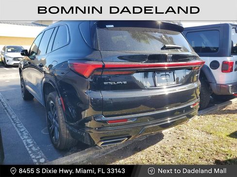 Used 2025 Buick Enclave Sport Touring w/ Power Package image 4