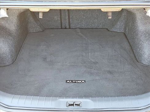 Used 2022 Nissan Altima 2.5 S image 6