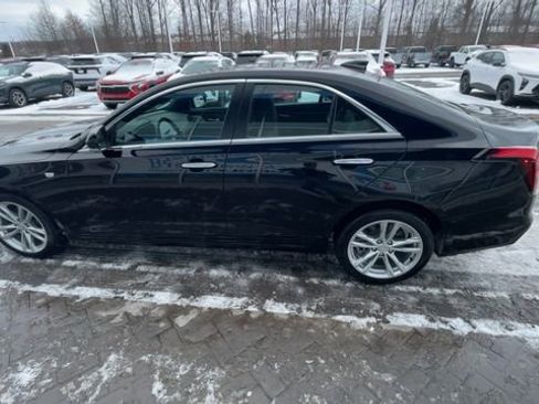 Used 2025 Cadillac CT4 Luxury image 5