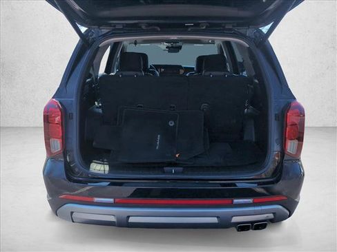 Used 2023 Hyundai Palisade Limited image 6