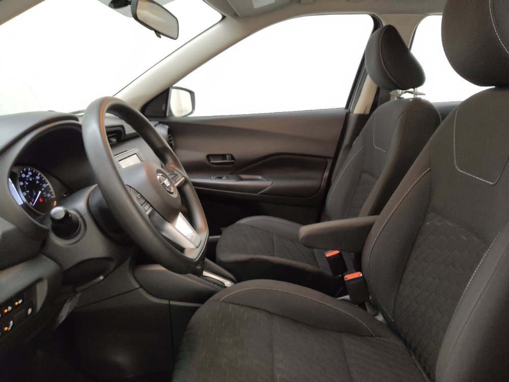Used 2021 Nissan Kicks S FWD image 17