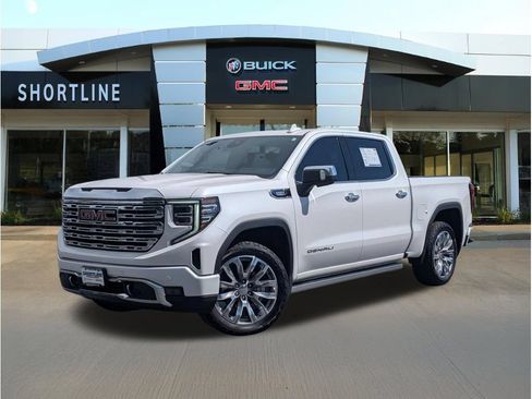 Used 2025 GMC Sierra 1500 Denali w/ Denali Reserve Package AWD/4WD image 8