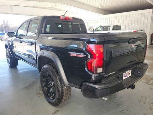 New 2025 Chevrolet Colorado Trail Boss w/ Midnight Edition image 2