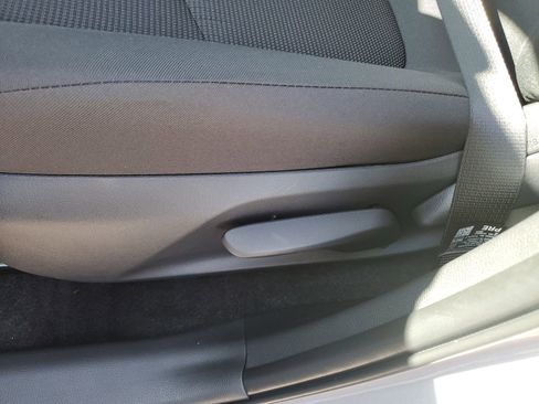 Certified 2025 Toyota RAV4 LE image 18