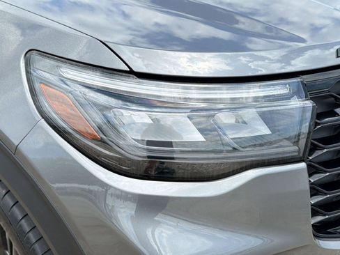 Certified 2025 Ford Explorer ST-Line w/ ST-Line Street Pack AWD/4WD image 11