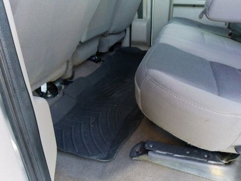 Used 2010 Ford F450 4x4 Crew Cab Super Duty image 15