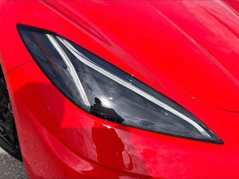 Used 2022 Chevrolet Corvette Stingray Premium Cpe w/ Z51 Performance Package RWD image 27