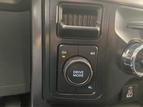 Used 2025 Ford F150 XLT w/ Equipment Group 301A Standard AWD/4WD image 35