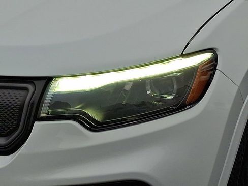 Certified 2022 Jeep Compass High Altitude image 11