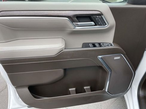 Used 2024 Chevrolet Silverado 1500 LTZ image 27