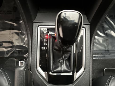 Used 2021 Subaru Impreza 2.0i Limited image 34