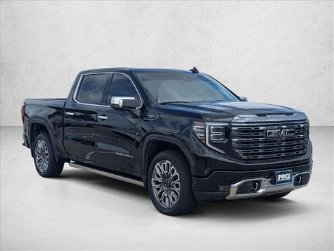 Used 2024 GMC Sierra 1500 Denali Ultimate AWD/4WD image 3