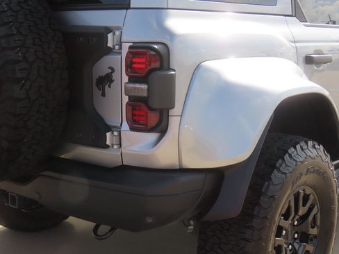 Used 2024 Ford Bronco Raptor AWD/4WD image 12